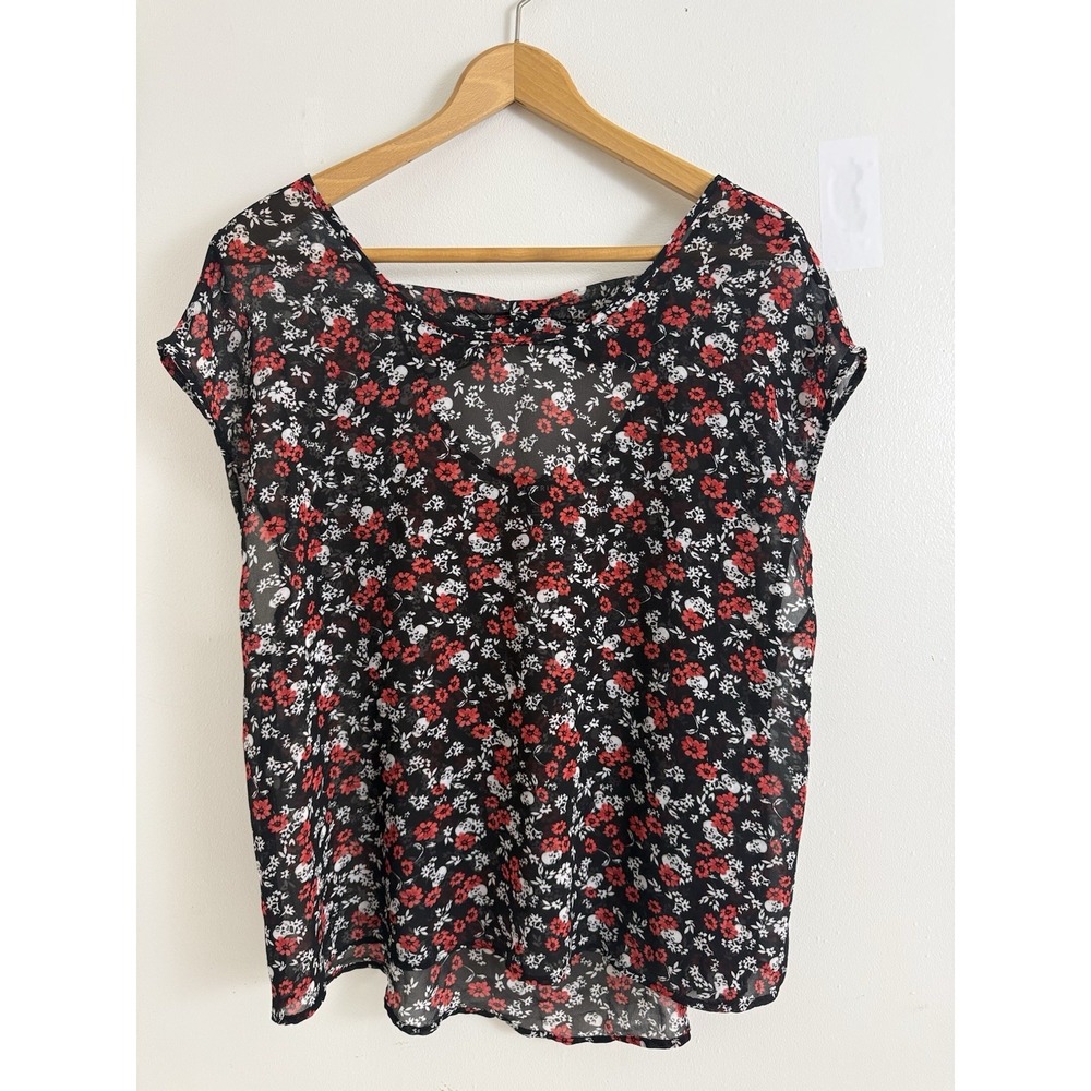 Torrid Skull Floral Blouse Black Red Sheer Cutout Back Edgy Goth‎ Chic